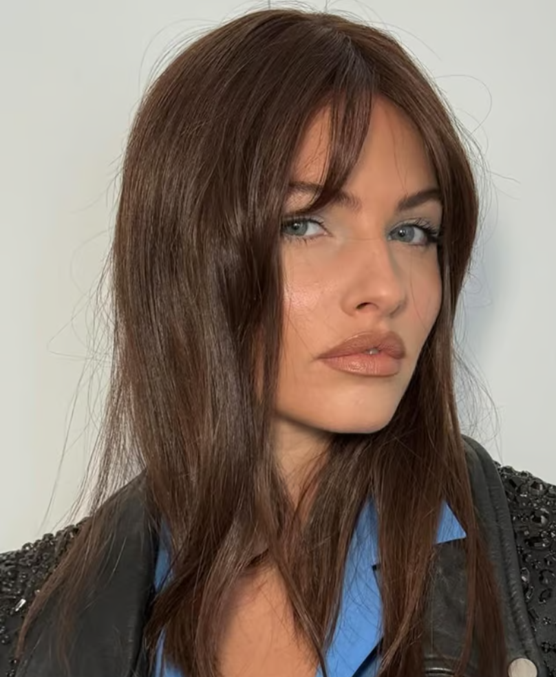 Capture decran 2025 05 09 085028 À 24 ans, la « plus jolie fillette du monde » surprend tout le monde avec sa transformation