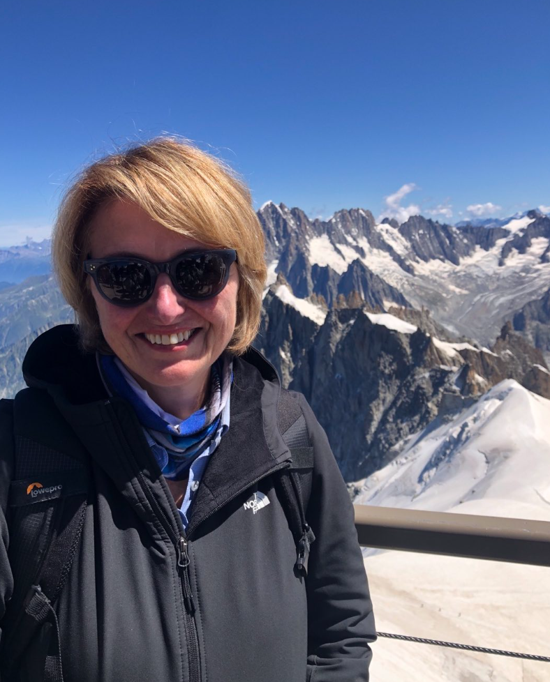 Sophie Thibault dévoile de rares photos avec sa conjointe adorée 3 Sophie Thibault dévoile de rares photos avec sa conjointe adorée Capture decran 2025 05 09 095243 Sophie Thibault dévoile de rares photos avec sa conjointe adorée