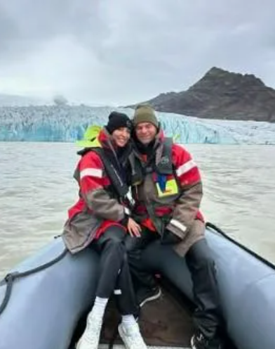 Voici la femme qui fait battre le cœur de Patrick Lagacé – et leurs plus belles photos 6 Voici la femme qui fait battre le cœur de Patrick Lagacé – et leurs plus belles photos Capture decran 2025 05 09 104419 Voici la femme qui fait battre le cœur de Patrick Lagacé – et leurs plus belles photos