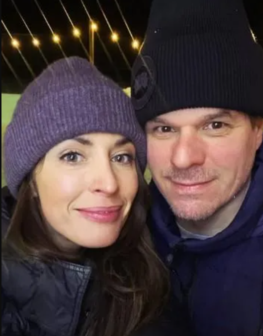 Voici la femme qui fait battre le cœur de Patrick Lagacé – et leurs plus belles photos 2 Voici la femme qui fait battre le cœur de Patrick Lagacé – et leurs plus belles photos Capture decran 2025 05 09 104425 Voici la femme qui fait battre le cœur de Patrick Lagacé – et leurs plus belles photos