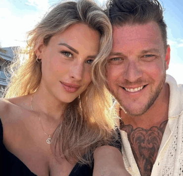 Mathieu Baron partage enfin un touchant message sur sa conjointe et son bébé 5 Mathieu Baron partage enfin un touchant message sur sa conjointe et son bébé Capture decran 2025 05 10 184554 Mathieu Baron partage enfin un touchant message sur sa conjointe et son bébé