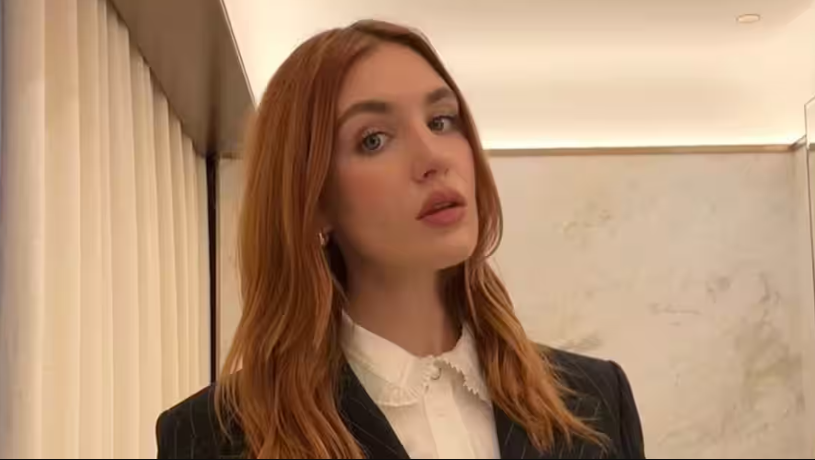 Sophie Nélisse raconte avoir fait les premiers gestes avec son amoureux 1 Sophie Nélisse raconte avoir fait les premiers gestes avec son amoureux Capture decran 2025 05 11 095208 Sophie Nélisse raconte avoir fait les premiers gestes avec son amoureux