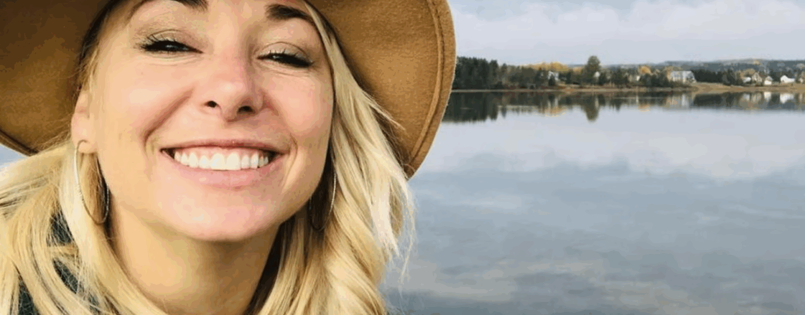 Mariloup Wolfe dévoile son look d’été 2025… et les photos font sensation! 1 Mariloup Wolfe dévoile son look d’été 2025… et les photos font sensation! Capture decran 2025 05 18 135638 Mariloup Wolfe dévoile son look d’été 2025… et les photos font sensation!