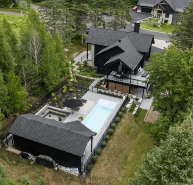 Capture decran 2025 05 20 083039 La somptueuse r&eacute;sidence de St&eacute;phane Rousseau &agrave; Saint-Sauveur est &agrave; vendre