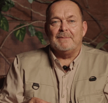 Jean-Michel Anctil : une chute à Sortez-moi d’ici! ravive une vieille blessure du passé 2 Jean-Michel Anctil : une chute à Sortez-moi d’ici! ravive une vieille blessure du passé Capture decran 2025 05 26 131015 Jean-Michel Anctil : une chute à Sortez-moi d’ici! ravive une vieille blessure du passé