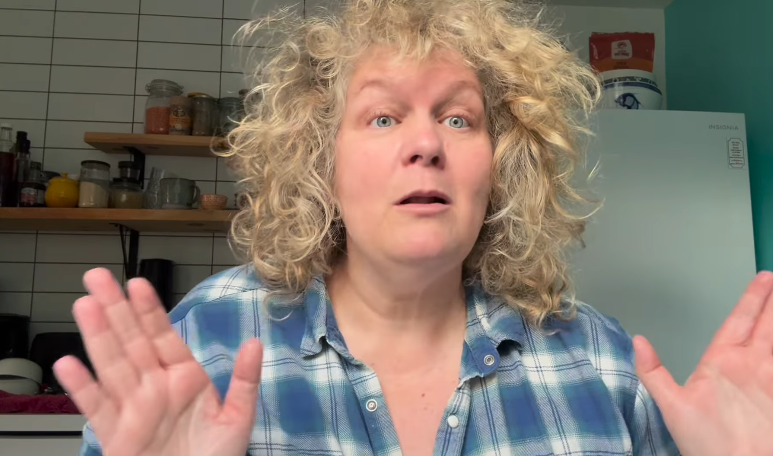 Cible de messages haineux, Guylaine Guay efface ses vidéos sur le 98,5 FM 1 Cible de messages haineux, Guylaine Guay efface ses vidéos sur le 98,5 FM Capture decran 2025 05 28 212529 Cible de messages haineux, Guylaine Guay efface ses vidéos sur le 98,5 FM