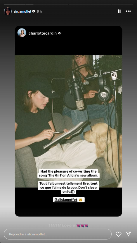 Capture decran 2025 05 31 201711 1 Décolleté plongeant et confidences intimes : Alicia Moffet fait tourner les têtes pour la sortie de son album