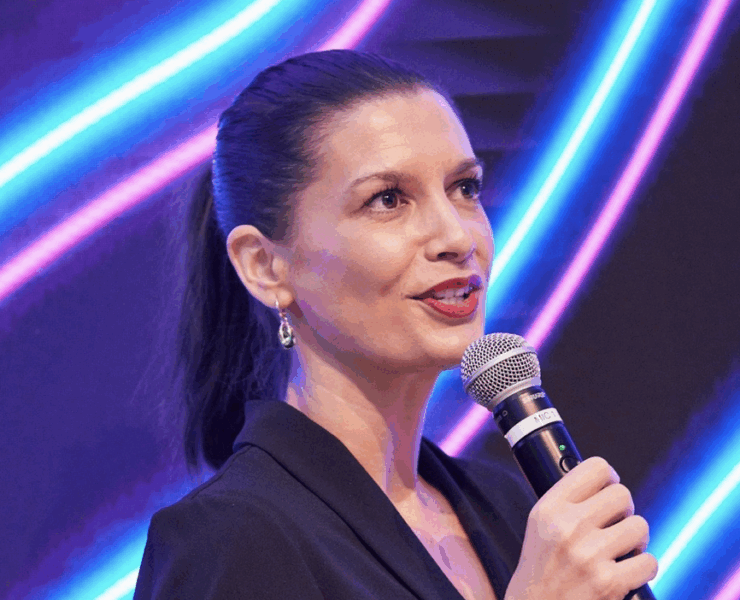 Capture decran le 2025 05 16 a 07.46.06 e1747396029775 Geneviève Guilbault rayonne : ses dernières photos font sensation !