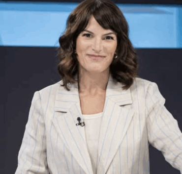 L’amoureux de Julie Marcoux future cheffe d’antenne de TVA, dévoilé : découvrez qui partage sa vie ! 3 L’amoureux de Julie Marcoux future cheffe d’antenne de TVA, dévoilé : découvrez qui partage sa vie ! Capture decran le 2025 05 26 a 08.38.47 e1748263170202 L’amoureux de Julie Marcoux future cheffe d’antenne de TVA, dévoilé : découvrez qui partage sa vie !