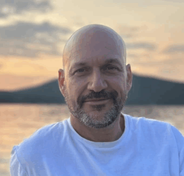 Martin Matte change complètement de look — et ça fait réagir ! 2 Martin Matte change complètement de look — et ça fait réagir ! Capture decran le 2025 05 26 a 12.37.18 e1748277479621 Martin Matte change complètement de look — et ça fait réagir !