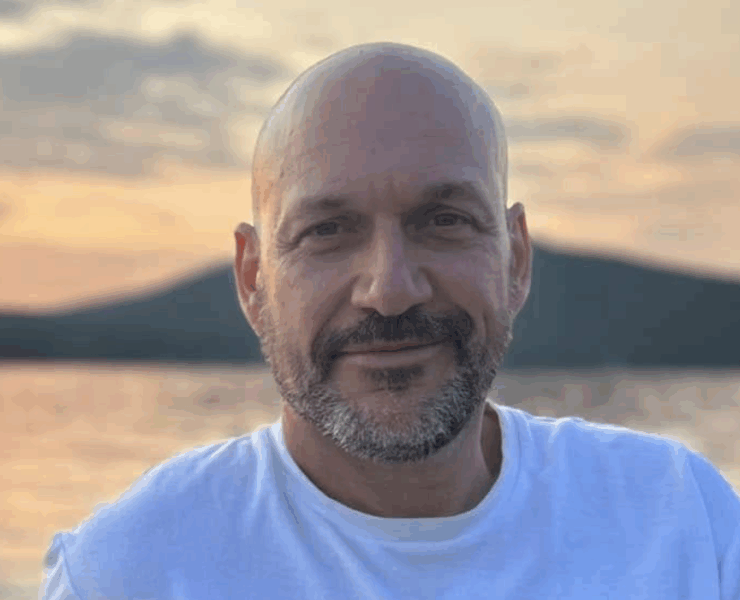 Capture decran le 2025 05 26 a 12.37.18 e1748277479621 Martin Matte change complètement de look — et ça fait réagir !