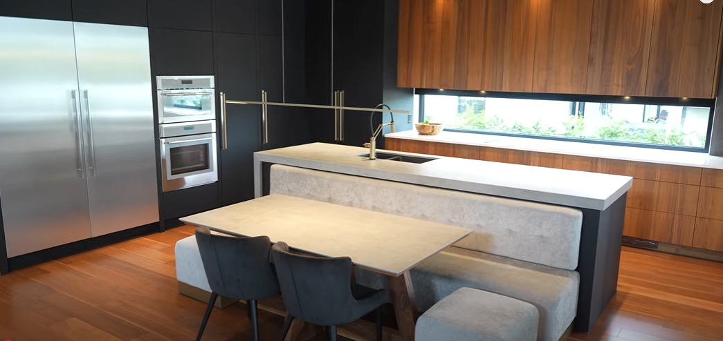 Capture decran 2025 06 06 150415 Tu ne croiras jamais dans quelle maison vit Marc-Antoine de Star Académie