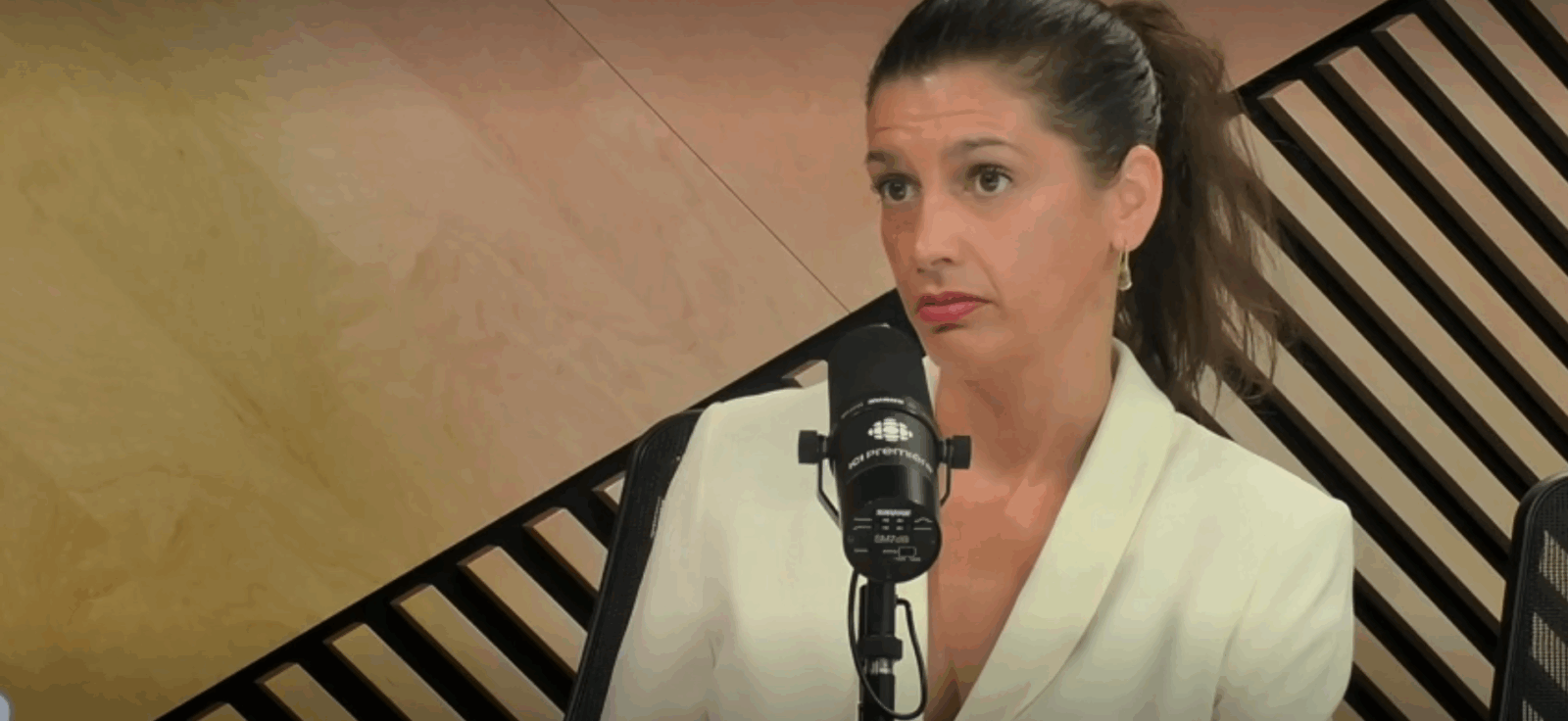 Geneviève Guilbault envisage un grand ménage à la SAAQ : le PDG sur la sellette 1 Geneviève Guilbault envisage un grand ménage à la SAAQ : le PDG sur la sellette Capture decran 2025 06 07 042601 Geneviève Guilbault envisage un grand ménage à la SAAQ : le PDG sur la sellette