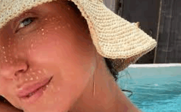 Capture decran 2025 06 09 213839 Magalie Lépine-Blondeau enflamme Instagram avec le maillot le plus tendance de l’été 2025