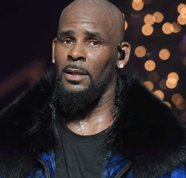 R. Kelly hospitalisé d'urgence après une overdose : il dénonce un "complot meurtrier" en prison 2 R. Kelly hospitalisé d'urgence après une overdose : il dénonce un "complot meurtrier" en prison Capture decran 2025 06 18 011039 R. Kelly hospitalisé d'urgence après une overdose : il dénonce un "complot meurtrier" en prison
