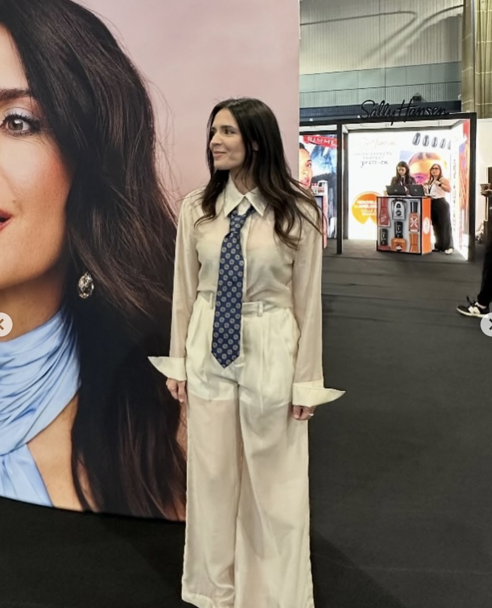 La tenue transparente de Mélissa Désormeaux-Poulin fait réagir 2 La tenue transparente de Mélissa Désormeaux-Poulin fait réagir Capture decran le 2025 06 02 a 16.10.43 La tenue transparente de Mélissa Désormeaux-Poulin fait réagir