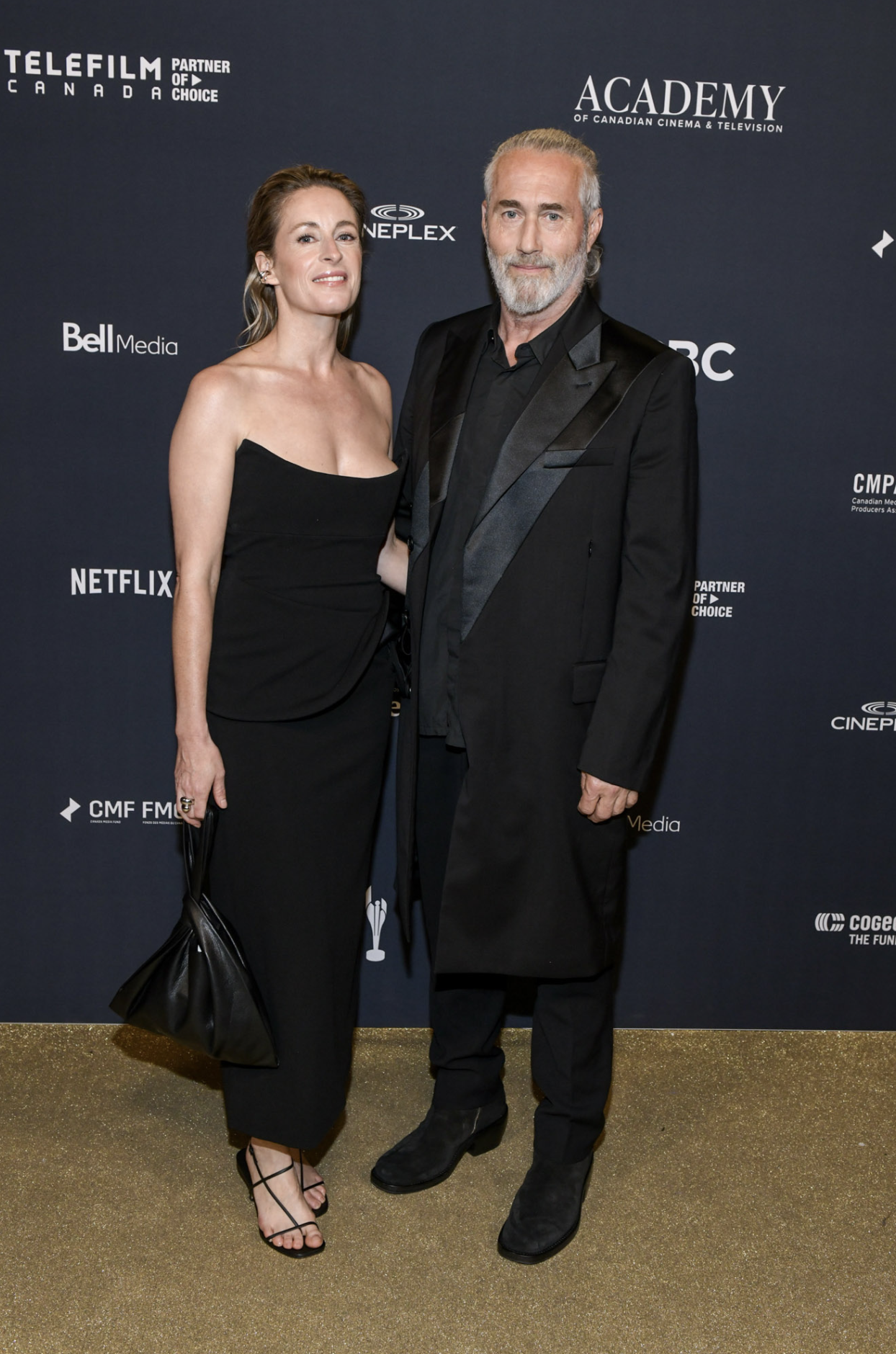 Roy Dupuis et Christine Beaulieu font sensation lors d’une sortie rare et remarquée 2 Roy Dupuis et Christine Beaulieu font sensation lors d’une sortie rare et remarquée Capture decran le 2025 06 02 a 17.40.24 Roy Dupuis et Christine Beaulieu font sensation lors d’une sortie rare et remarquée