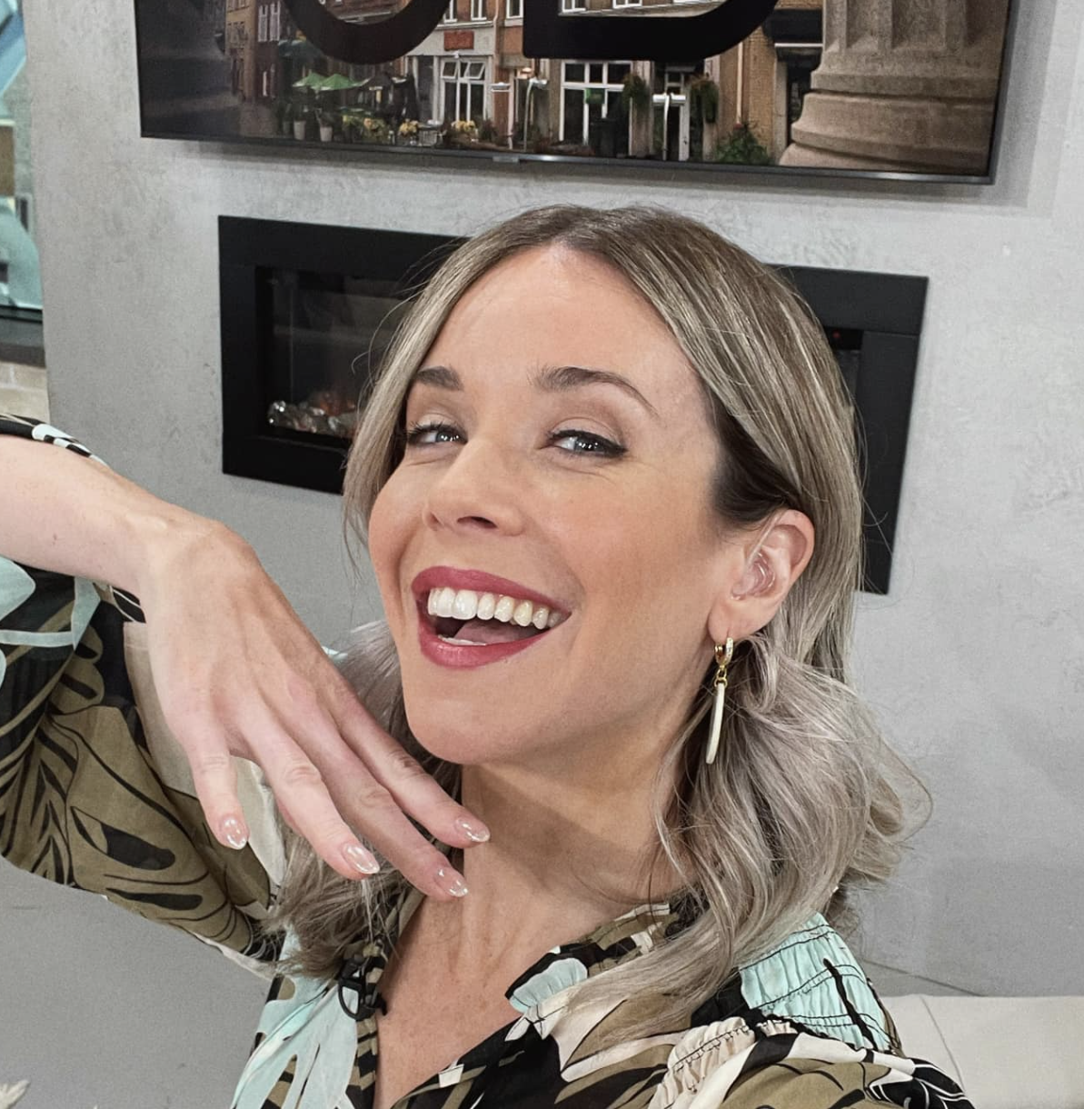 Sabrina Cournoyer s’évade loin du Québec avec une amie célèbre : leurs photos font rêver! 1 Sabrina Cournoyer s’évade loin du Québec avec une amie célèbre : leurs photos font rêver! Capture decran le 2025 06 10 a 08.29.01 e1749558586921 Sabrina Cournoyer s’évade loin du Québec avec une amie célèbre : leurs photos font rêver!