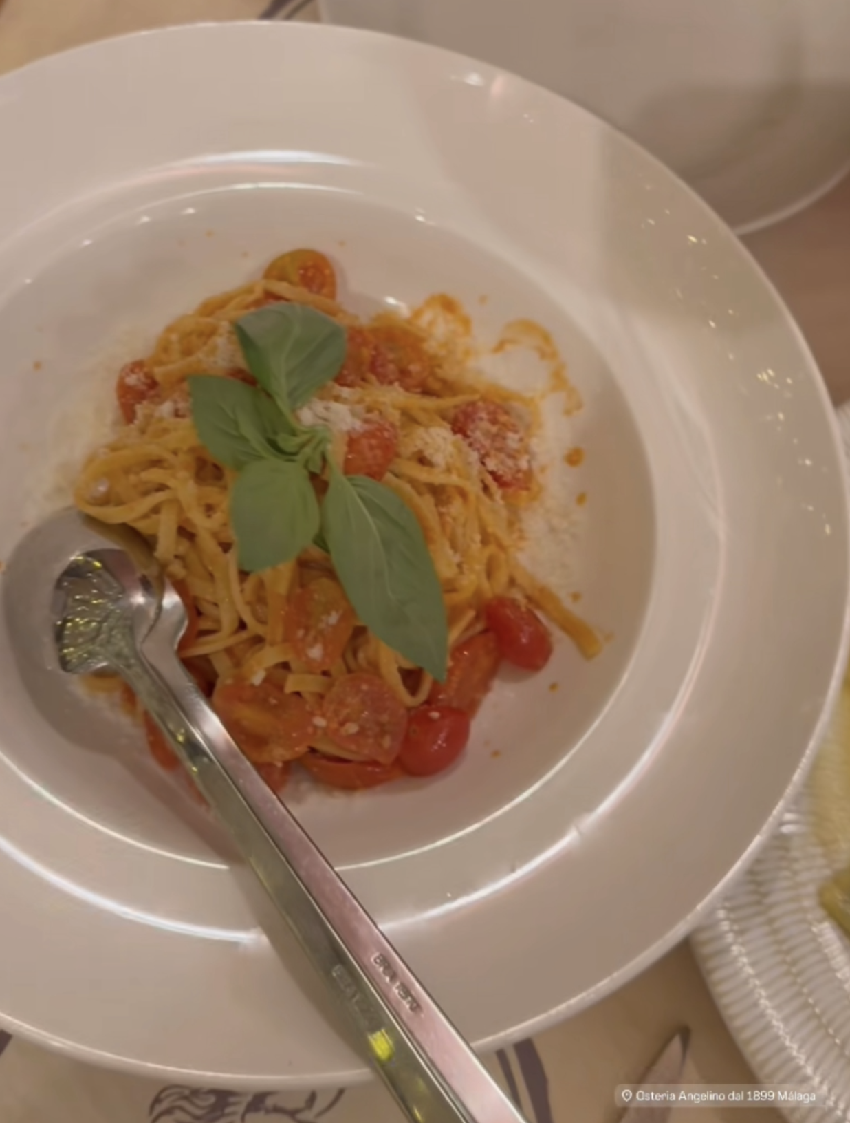 Sabrina Cournoyer s’évade loin du Québec avec une amie célèbre : leurs photos font rêver! 3 Sabrina Cournoyer s’évade loin du Québec avec une amie célèbre : leurs photos font rêver! Capture decran le 2025 06 10 a 08.42.44 Sabrina Cournoyer s’évade loin du Québec avec une amie célèbre : leurs photos font rêver!