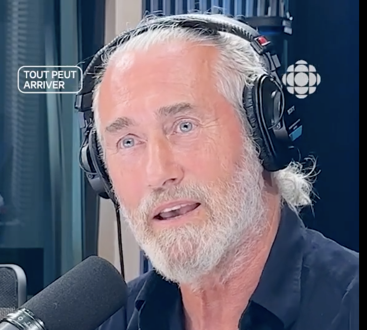 Rare entrevue de Roy Dupuis : sa réponse fait beaucoup jaser 1 Rare entrevue de Roy Dupuis : sa réponse fait beaucoup jaser Capture decran le 2025 06 18 a 12.35.03 e1750265310693 Rare entrevue de Roy Dupuis : sa réponse fait beaucoup jaser