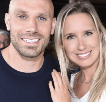 Maïka Desnoyers partage une photo de couple… et son ex s’y glisse avec style! 4 Maïka Desnoyers partage une photo de couple… et son ex s’y glisse avec style! Capture decran le 2025 06 24 a 08.50.32 e1750773575806 Maïka Desnoyers partage une photo de couple… et son ex s’y glisse avec style!