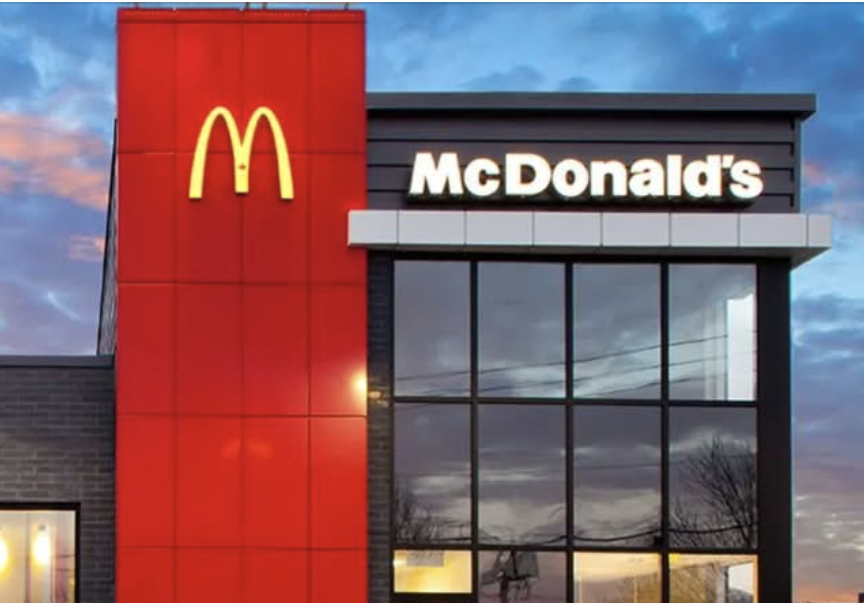 Nous avons goûté le nouveau burger McDonald’s dont tout le monde parle : voici notre avis 1 Nous avons goûté le nouveau burger McDonald’s dont tout le monde parle : voici notre avis Capture decran le 2025 06 26 a 13.48.27 e1750960156325 Nous avons goûté le nouveau burger McDonald’s dont tout le monde parle : voici notre avis