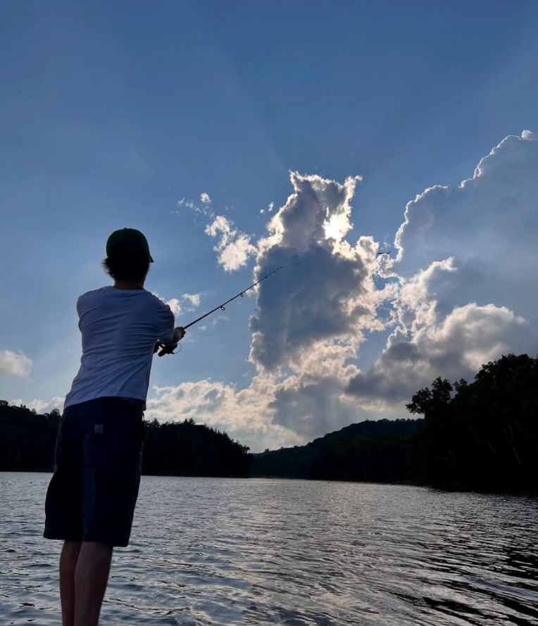 Capture decran 2025 07 02 060626 Stéphane Rousseau partage de rares photos avec son fils Axel en camping : le duo père-fils fait fondre les cœurs