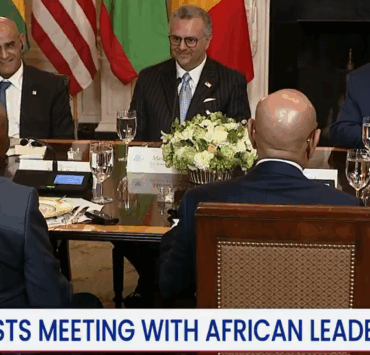 Capture decran 2025 07 12 050435 Donald Trump fait l’un des commentaires les plus embarrassants de l’année devant le président du Liberia