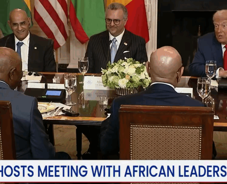 Capture decran 2025 07 12 050435 Donald Trump fait l’un des commentaires les plus embarrassants de l’année devant le président du Liberia