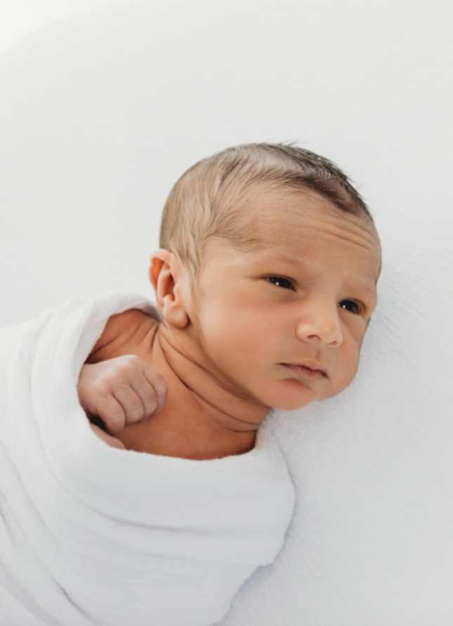 Capture decran 2025 07 14 091721 Mélissa Bédard partage 10 adorables photos de son petit Aaron depuis sa naissance