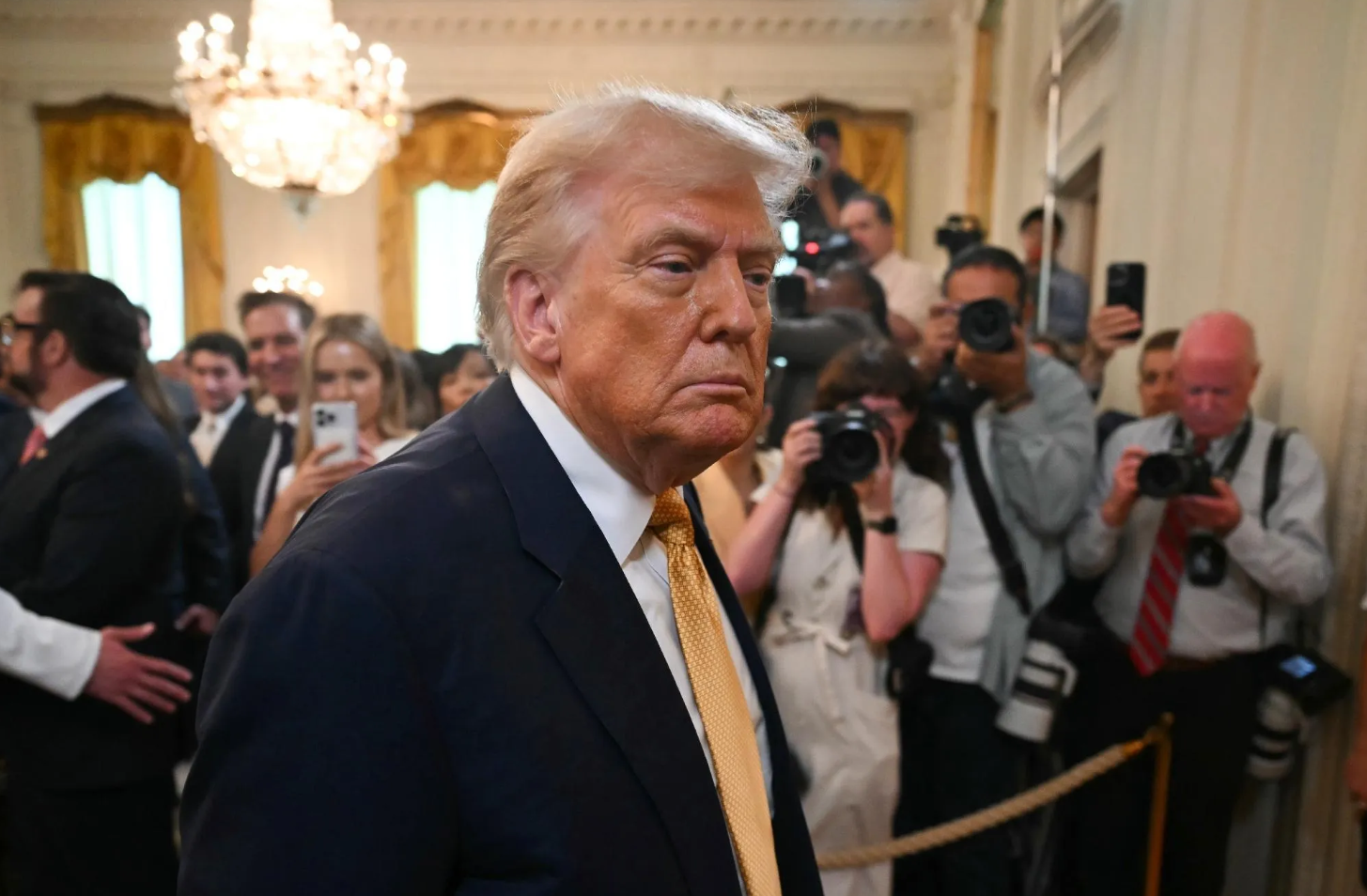 Donald Trump éclaboussé par une lettre salace envoyée à Jeffrey Epstein : il contre-attaque 1 Donald Trump éclaboussé par une lettre salace envoyée à Jeffrey Epstein : il contre-attaque Capture decran 2025 07 18 104103 Donald Trump éclaboussé par une lettre salace envoyée à Jeffrey Epstein : il contre-attaque