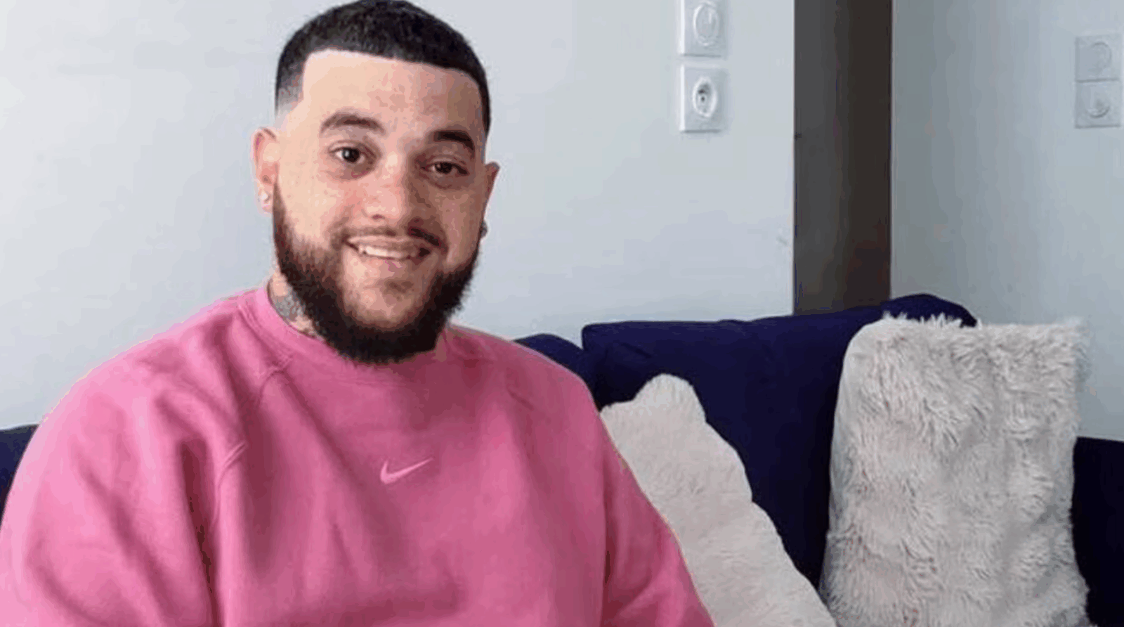 Mort de Mehdi « Saucisson » : le TikTokeur adoré s’est suicidé après un violent cyberharcèlement 1 Mort de Mehdi « Saucisson » : le TikTokeur adoré s’est suicidé après un violent cyberharcèlement Capture decran 2025 07 21 041458 Mort de Mehdi « Saucisson » : le TikTokeur adoré s’est suicidé après un violent cyberharcèlement