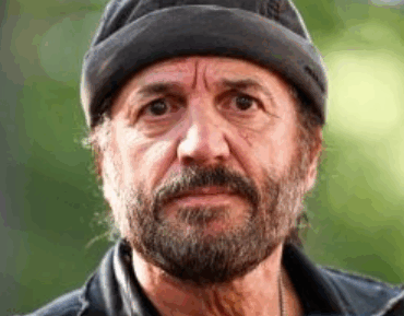 Capture decran 2025 07 24 045735 Francis Lalanne révèle son combat contre le cancer : en rémission grâce à des traitements "non autorisés" en France