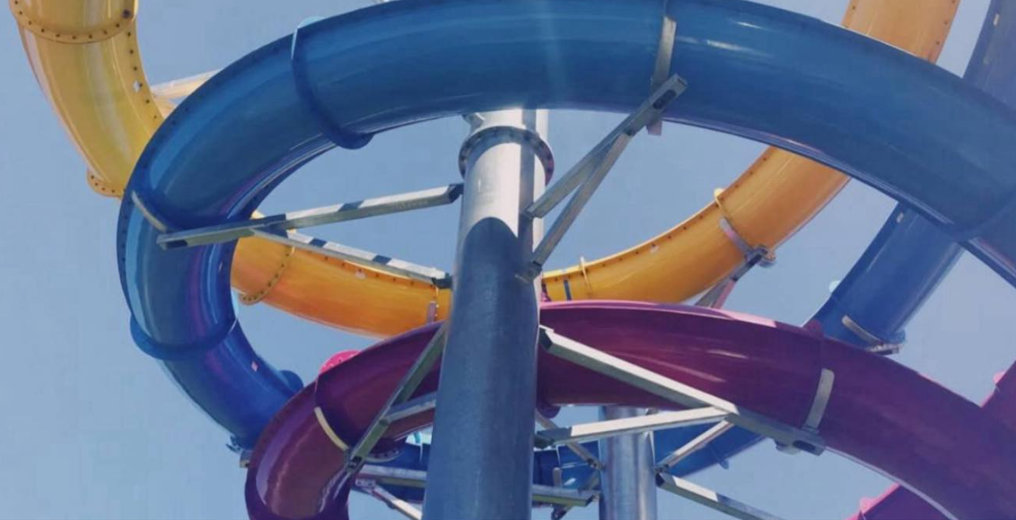 Un enfant de 21 mois meurt après une chute tragique d’un toboggan aquatique 1 Un enfant de 21 mois meurt après une chute tragique d’un toboggan aquatique Capture decran 2025 07 27 043717 Un enfant de 21 mois meurt après une chute tragique d’un toboggan aquatique