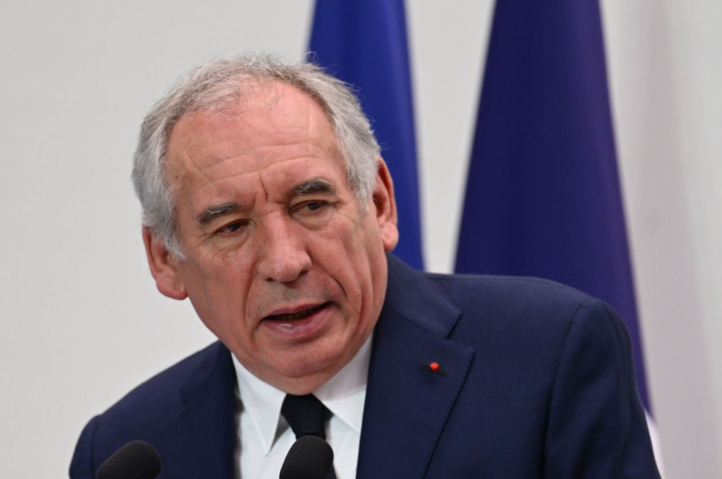 "Il faut remettre de l'ordre!" : François Bayrou déclenche une tempête en s’attaquant aux arrêts maladie 1 "Il faut remettre de l'ordre!" : François Bayrou déclenche une tempête en s’attaquant aux arrêts maladie Capture decran 2025 07 28 035024 "Il faut remettre de l'ordre!" : François Bayrou déclenche une tempête en s’attaquant aux arrêts maladie