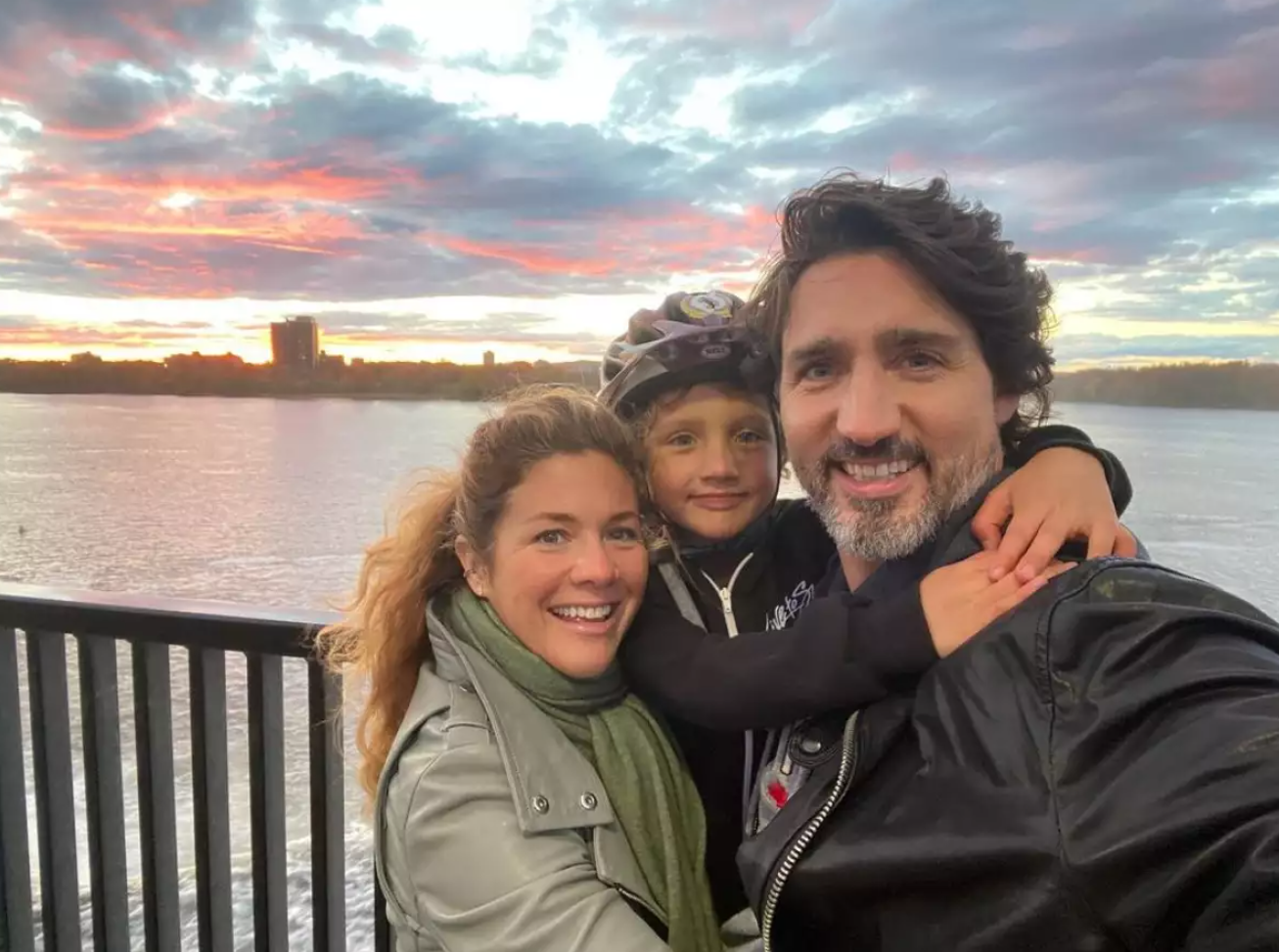 On en sait davantage concernant le souper entre Justin Trudeau et une célébrité internationale 1 On en sait davantage concernant le souper entre Justin Trudeau et une célébrité internationale Capture decran 2025 07 29 160642 On en sait davantage concernant le souper entre Justin Trudeau et une célébrité internationale
