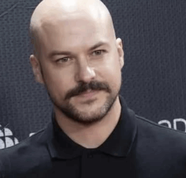 Marc-André Grondin pose aux côtés de ses deux plus jeunes et on craque à coup sûr ! 3 Marc-André Grondin pose aux côtés de ses deux plus jeunes et on craque à coup sûr ! Capture decran le 2025 07 01 a 09.09.09 e1751375421409 Marc-André Grondin pose aux côtés de ses deux plus jeunes et on craque à coup sûr !