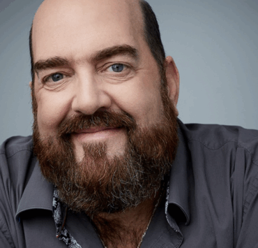 Capture decran le 2025 07 10 a 09.01.23 e1752152539407 Scoop : Martin Larocque s’affiche en couple avec la star de STAT !