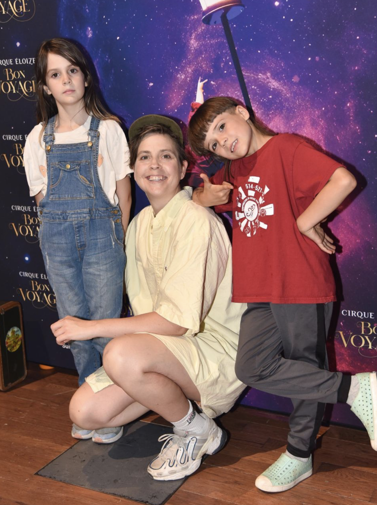 Ève Landry resplendit sur le tapis rouge aux côtés de ses grands enfants 2 Ève Landry resplendit sur le tapis rouge aux côtés de ses grands enfants Capture decran le 2025 07 11 a 08.08.47 Ève Landry resplendit sur le tapis rouge aux côtés de ses grands enfants