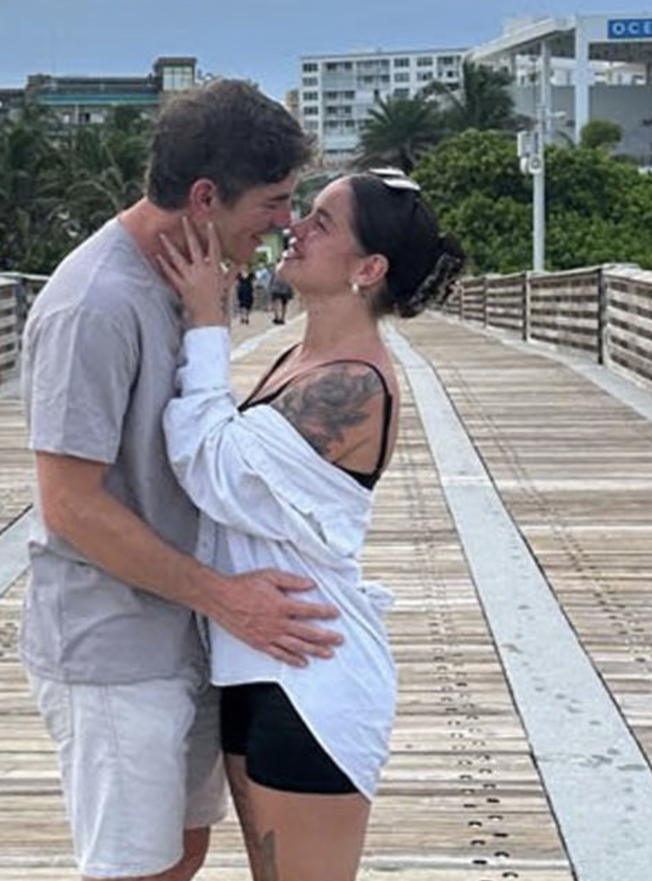 L'amoureuse de Sébastien Delorme, referme un chapitre et prend un nouveau départ 2 L'amoureuse de Sébastien Delorme, referme un chapitre et prend un nouveau départ Capture decran le 2025 07 14 a 08.38.51 L'amoureuse de Sébastien Delorme, referme un chapitre et prend un nouveau départ