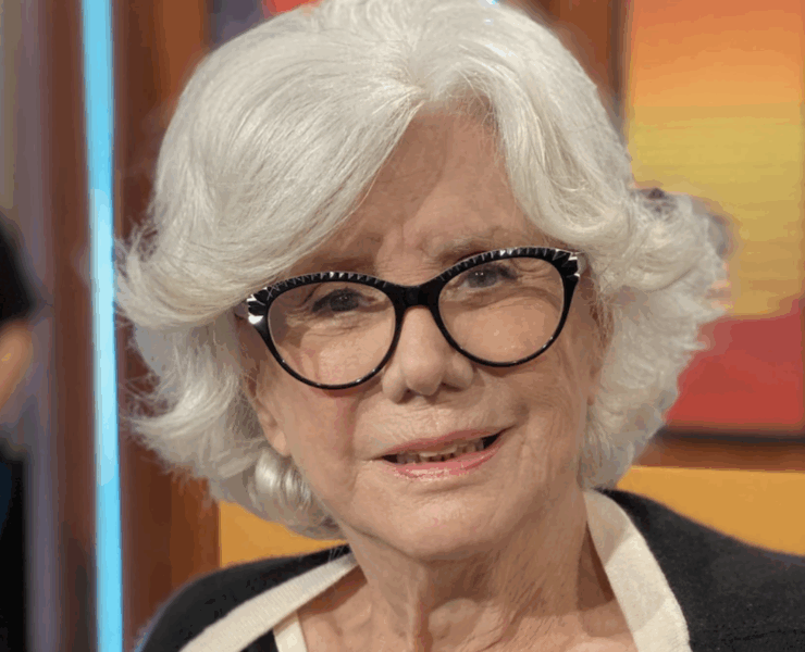 Capture decran le 2025 07 21 a 11.37.34 e1753112634780 Pour ses 94 ans, Denise Filiatrault rayonne dans un portrait signé de son gendre