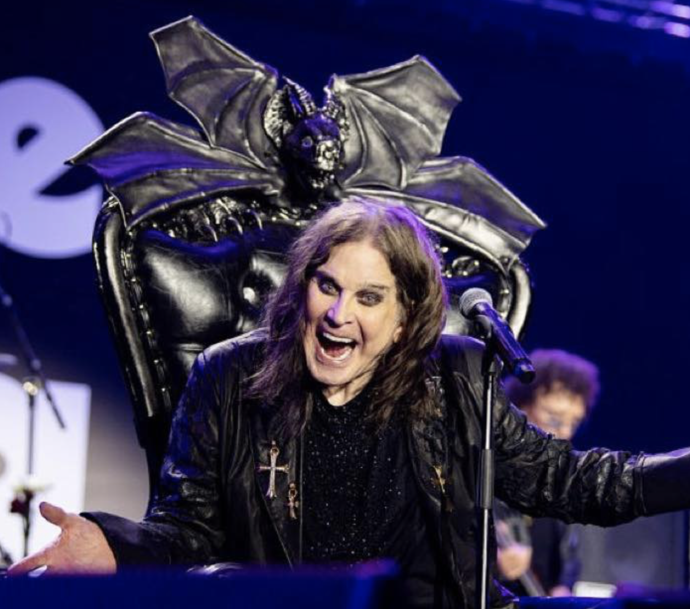 Ozzy Osbourne, légende du heavy metal, est mort à l'âge de 76 ans 1 Ozzy Osbourne, légende du heavy metal, est mort à l'âge de 76 ans Capture decran le 2025 07 22 a 17.25.17 e1753219687824 Ozzy Osbourne, légende du heavy metal, est mort à l'âge de 76 ans
