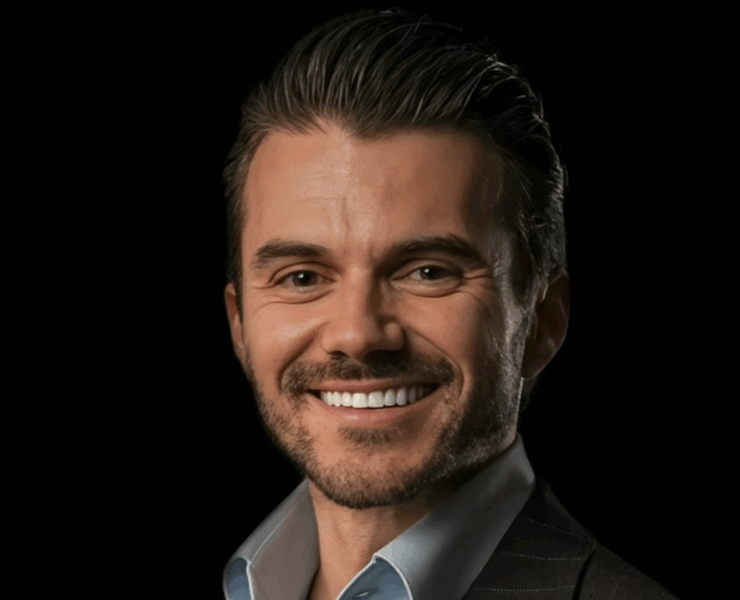 Capture decran le 2025 07 23 a 10.40.21 e1753281663727 Le courtier hypothécaire PC Jolicoeur s’affiche en couple avec une star du web québécois