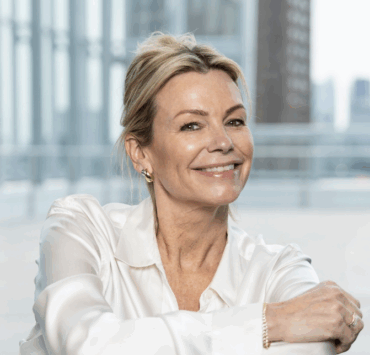 Capture decran le 2025 07 23 a 16.02.09 e1753300983589 Le look inédit de Caroline Néron rappelle la star Pamela Anderson