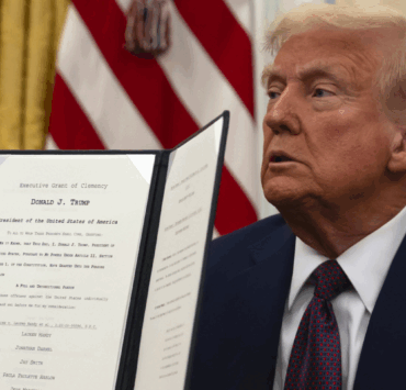 Donald Trump relègue les portraits d’anciens présidents dans un endroit discret de la Maison-Blanche 3 Donald Trump relègue les portraits d’anciens présidents dans un endroit discret de la Maison-Blanche Capture decran 2025 08 13 110143 Donald Trump relègue les portraits d’anciens présidents dans un endroit discret de la Maison-Blanche