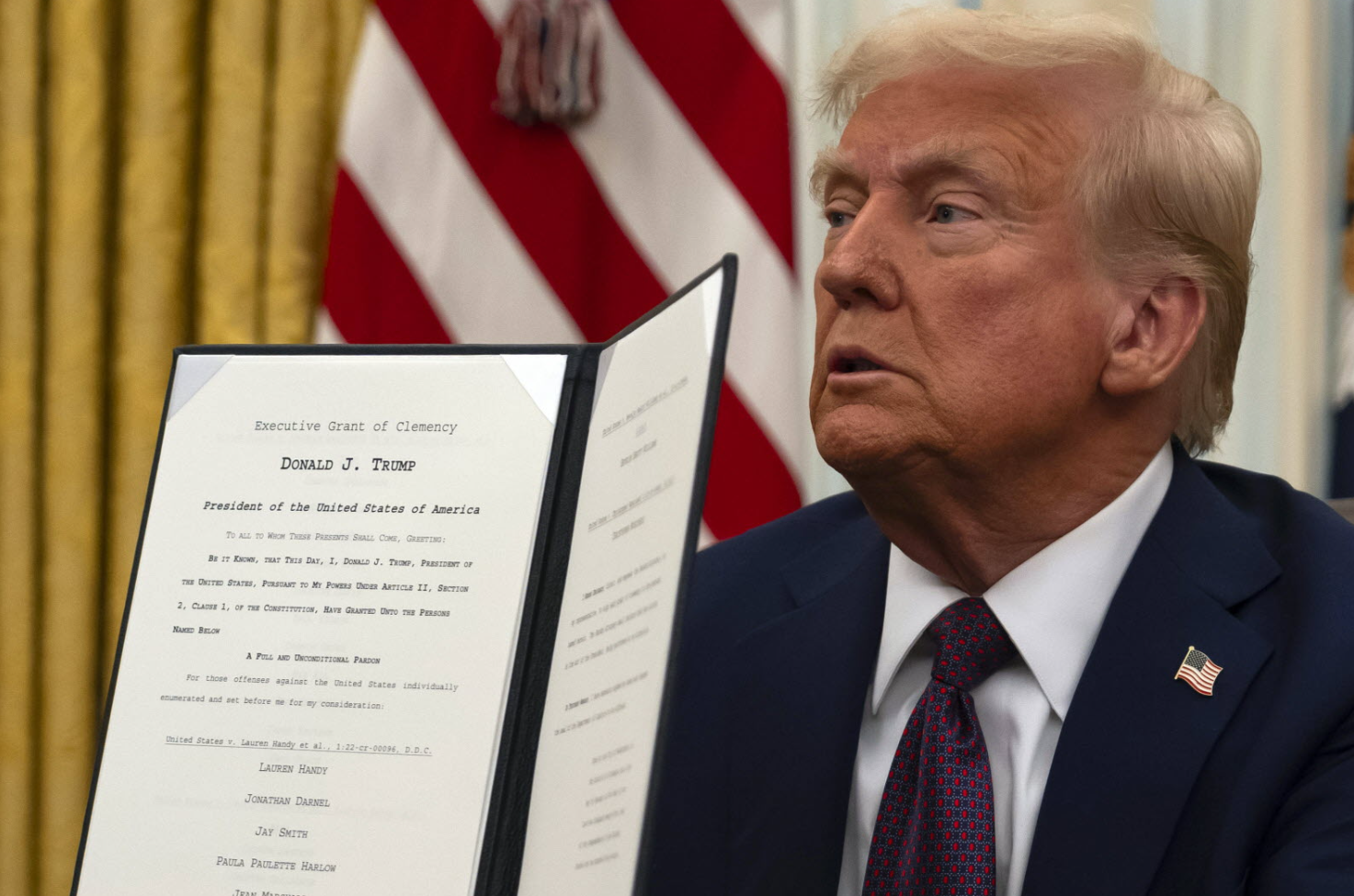 Donald Trump relègue les portraits d’anciens présidents dans un endroit discret de la Maison-Blanche 1 Donald Trump relègue les portraits d’anciens présidents dans un endroit discret de la Maison-Blanche Capture decran 2025 08 13 110143 Donald Trump relègue les portraits d’anciens présidents dans un endroit discret de la Maison-Blanche