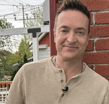 Capture decran 2025 08 14 083312 Mario Tessier vit un moment inoubliable avec Bobby Orr… et un invité surprise!