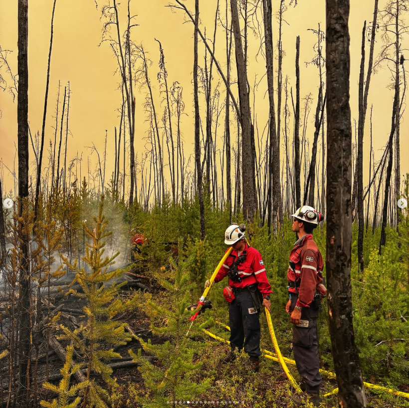 Capture decran 2025 08 16 104718 Patrice Godin en pleine action : voyez les images saisissantes de son combat contre les flammes