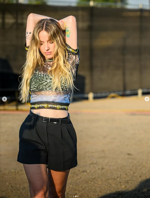 Capture decran 2025 08 16 191204 [PHOTOS] Le look festival de Marie-Mai fait tourner les têtes !