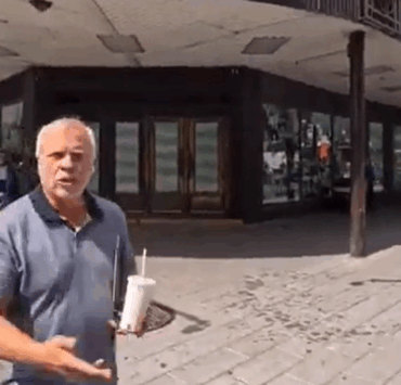 Altercation musclée entre un cycliste et Luc Boileau au centre-ville de Montréal 3 Altercation musclée entre un cycliste et Luc Boileau au centre-ville de Montréal Capture decran 2025 08 20 023500 Altercation musclée entre un cycliste et Luc Boileau au centre-ville de Montréal